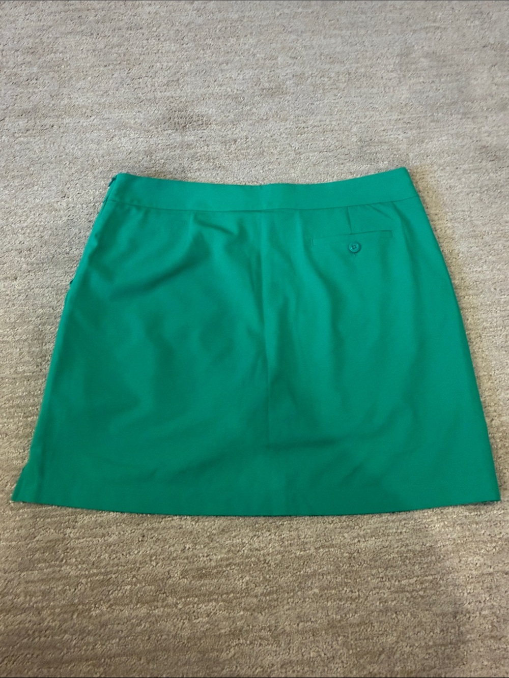 Women's Green A-Line Golf Skirt - Picture 6 of 6